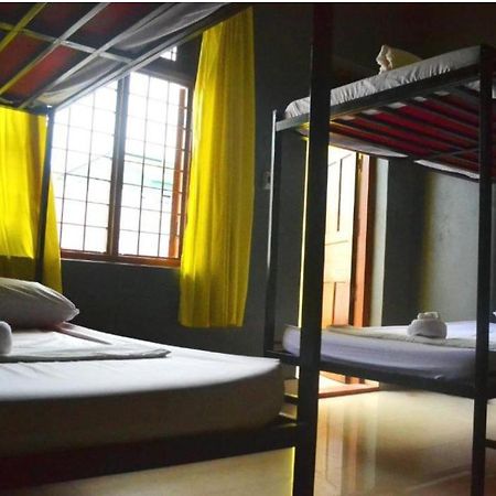Bird'S Nest Hostel Kampot Εξωτερικό φωτογραφία