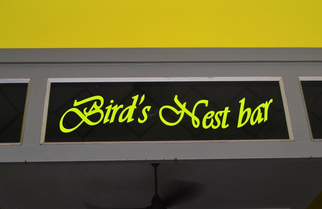 Bird'S Nest Hostel Kampot Εξωτερικό φωτογραφία