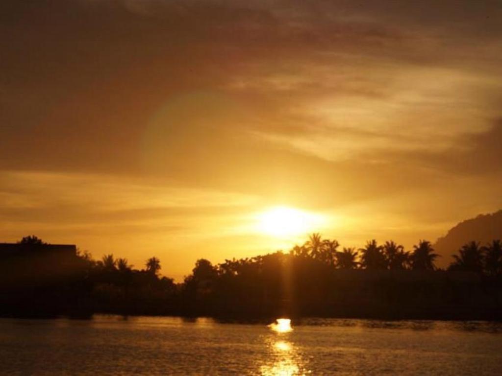 Bird'S Nest Hostel Kampot Εξωτερικό φωτογραφία